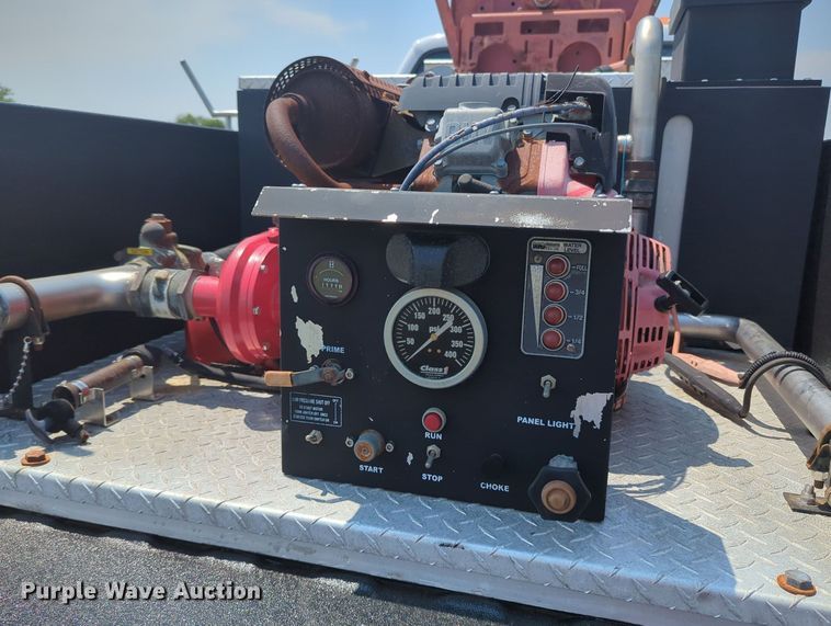 image for item MY9379 1999 Ford  F350 Super Duty  brush fire truck