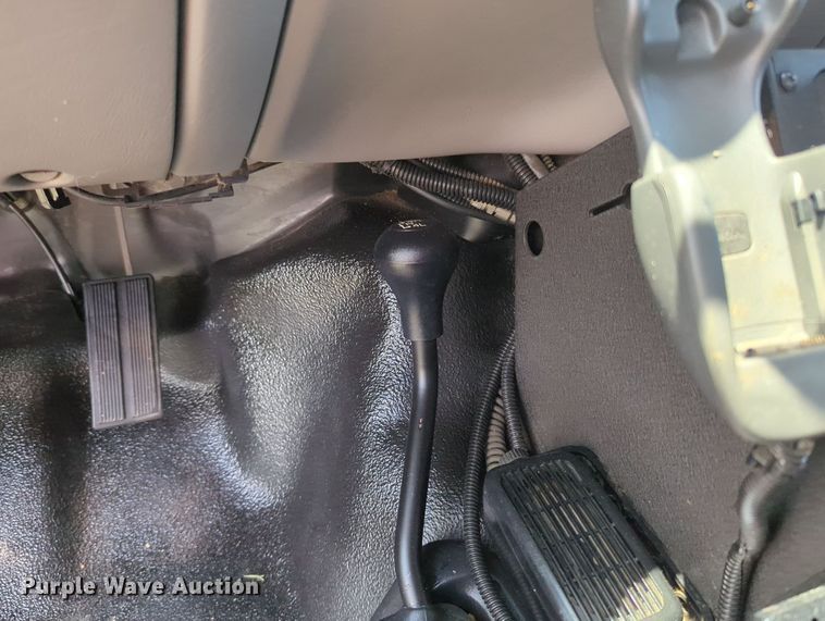 image for item MY9379 1999 Ford  F350 Super Duty  brush fire truck