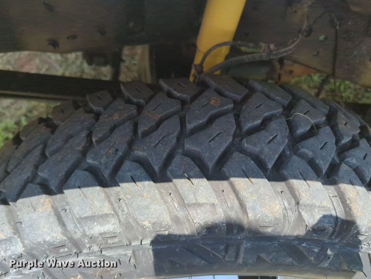 image for item MY9379 1999 Ford  F350 Super Duty  brush fire truck