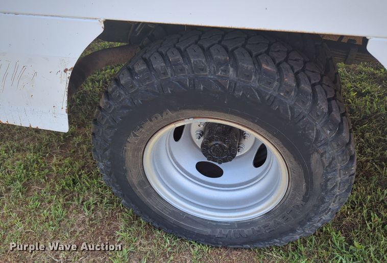 image for item MY9379 1999 Ford  F350 Super Duty  brush fire truck