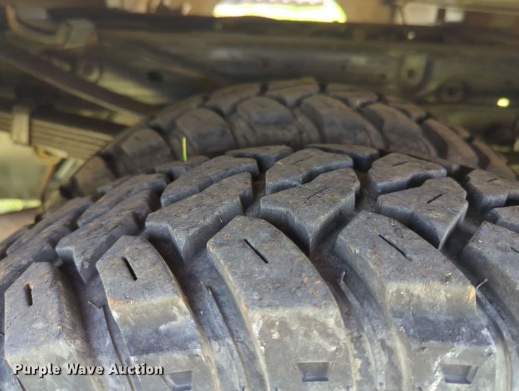 image for item MY9379 1999 Ford  F350 Super Duty  brush fire truck