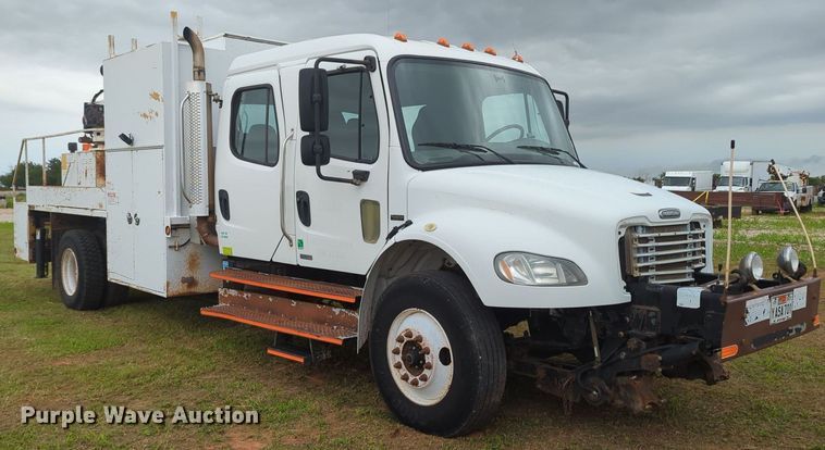 image for item MY9380 2006 Freightliner M2  utility / service truck