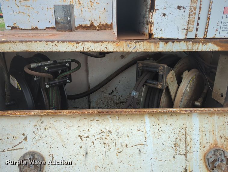 image for item MY9380 2006 Freightliner M2  utility / service truck