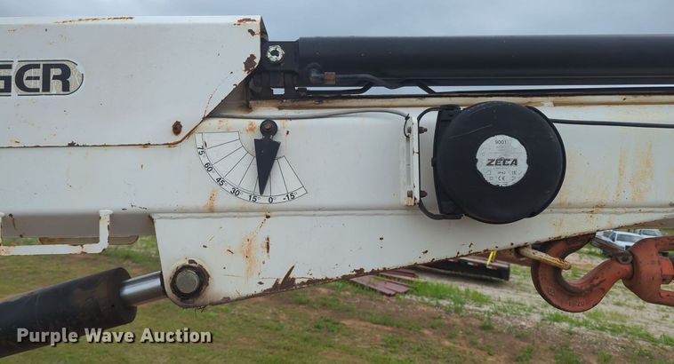 image for item MY9380 2006 Freightliner M2  utility / service truck