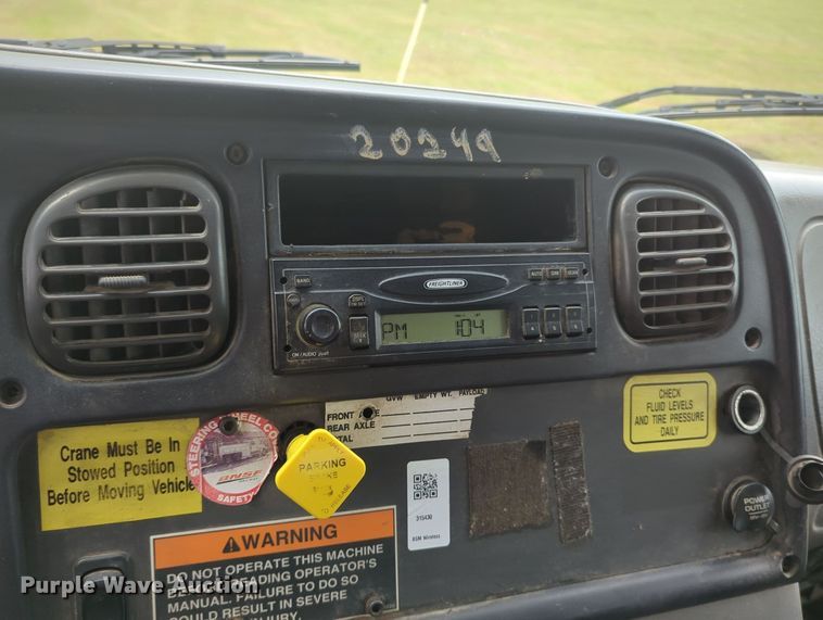 image for item MY9380 2006 Freightliner M2  utility / service truck