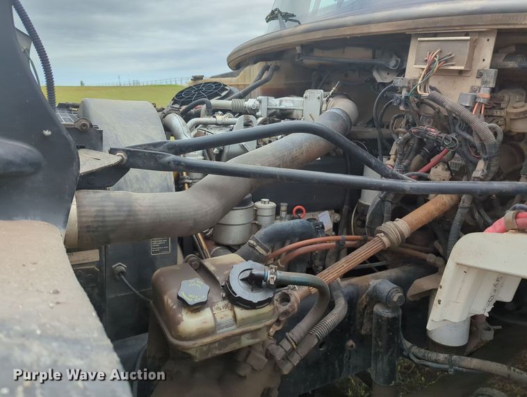 image for item MY9380 2006 Freightliner M2  utility / service truck