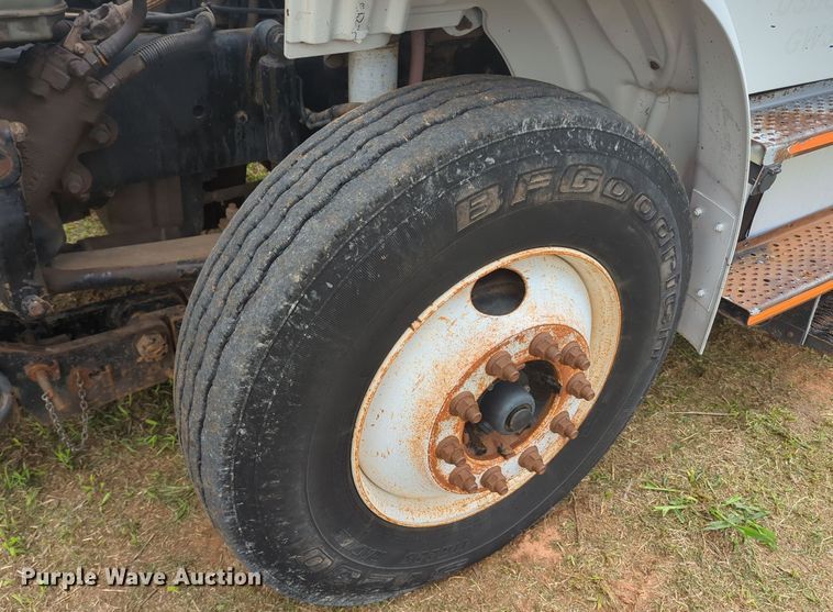 image for item MY9380 2006 Freightliner M2  utility / service truck