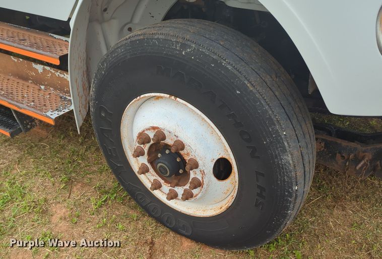 image for item MY9380 2006 Freightliner M2  utility / service truck