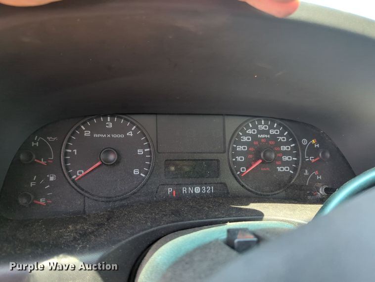 image for item MY9383 2007 Ford F350 Super Duty  bucket truck