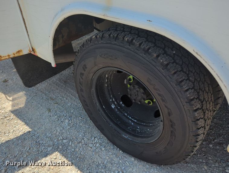 image for item MY9383 2007 Ford F350 Super Duty  bucket truck