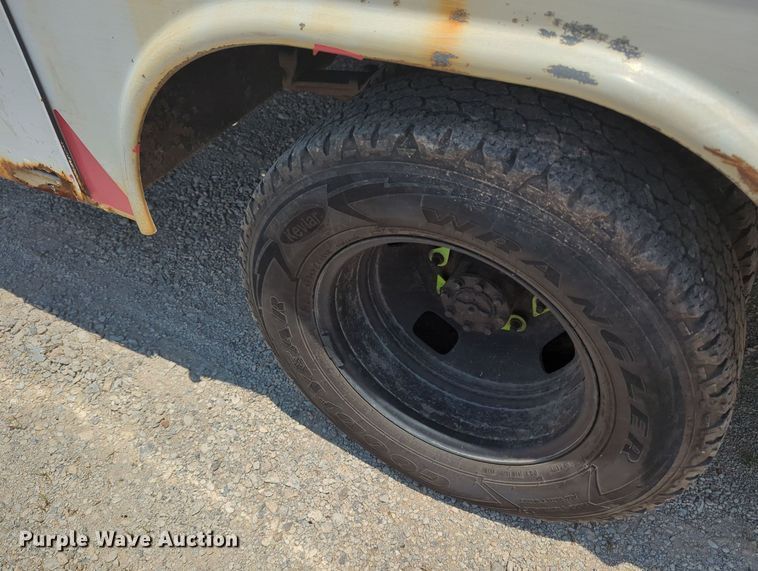 image for item MY9383 2007 Ford F350 Super Duty  bucket truck