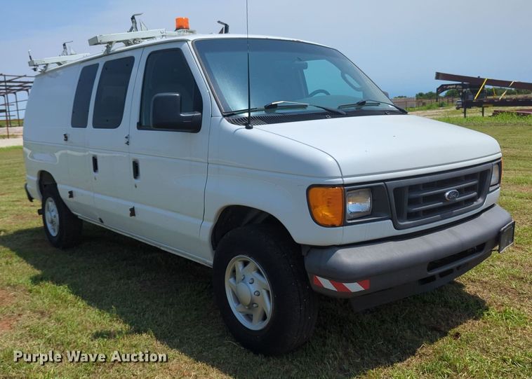 image for item MY9384 2007 Ford E250  van