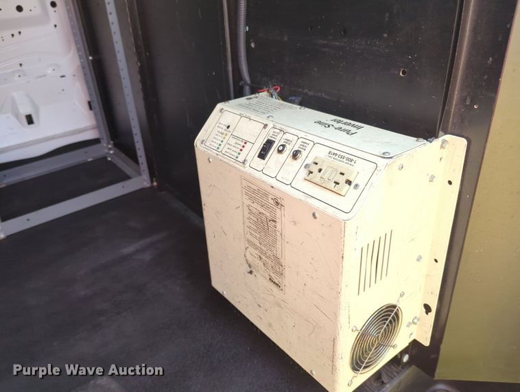 image for item MY9384 2007 Ford E250  van