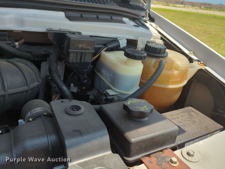 image for item MY9384 2007 Ford E250  van