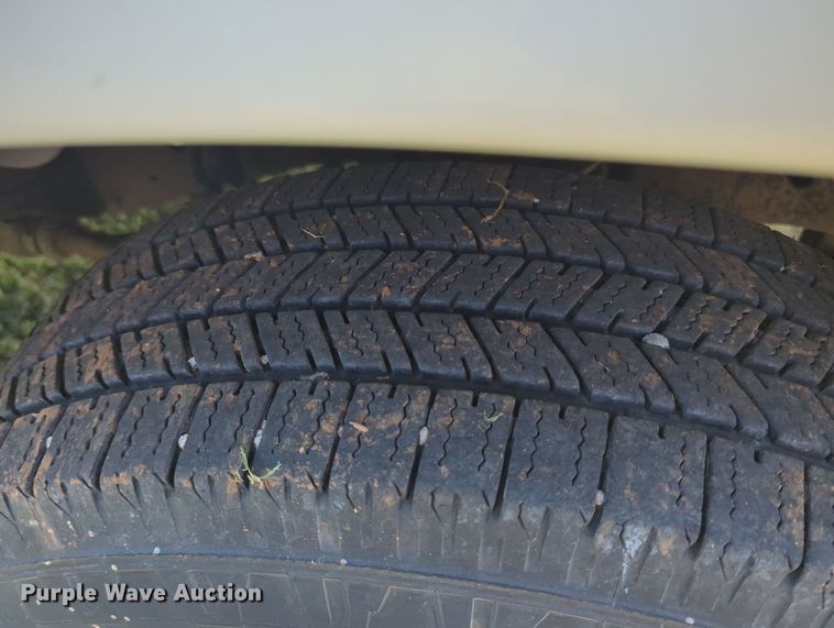 image for item MY9384 2007 Ford E250  van