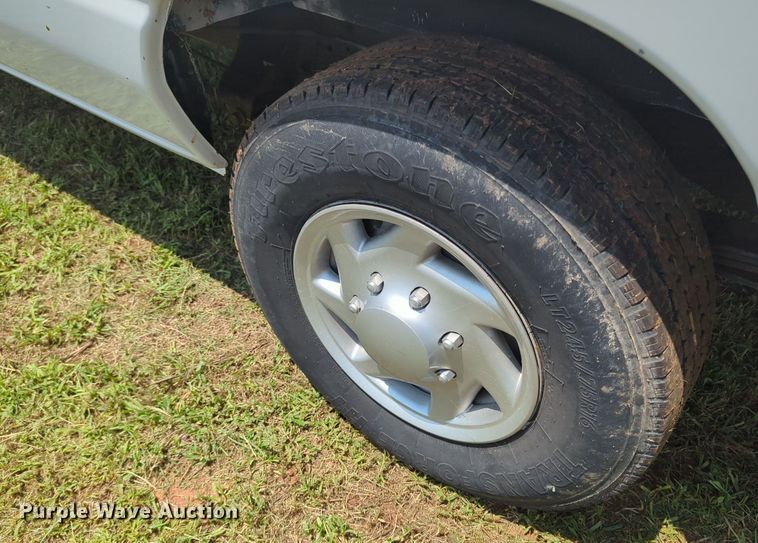 image for item MY9384 2007 Ford E250  van