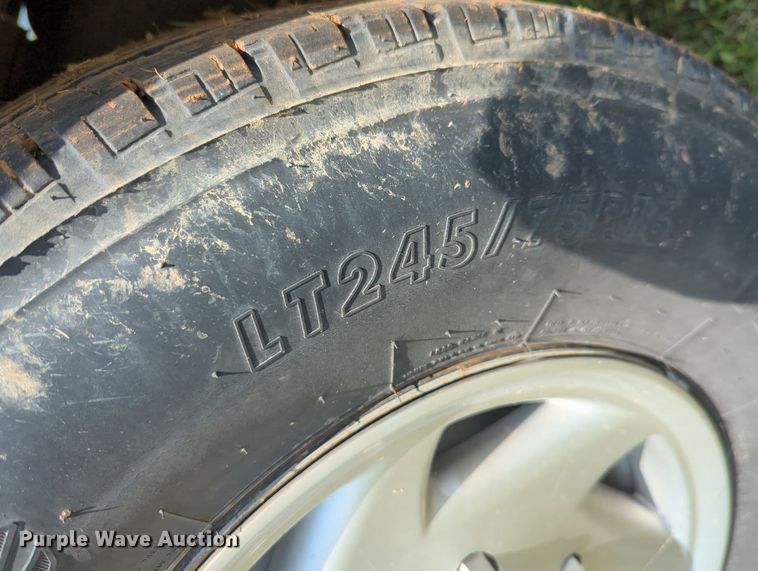 image for item MY9384 2007 Ford E250  van