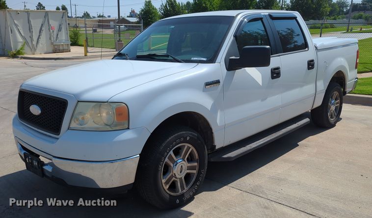 image for item MY9388 2006 Ford F150  SuperCrew pickup truck