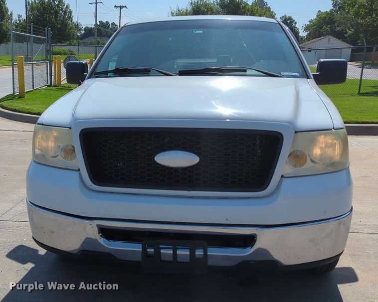 image for item MY9388 2006 Ford F150  SuperCrew pickup truck