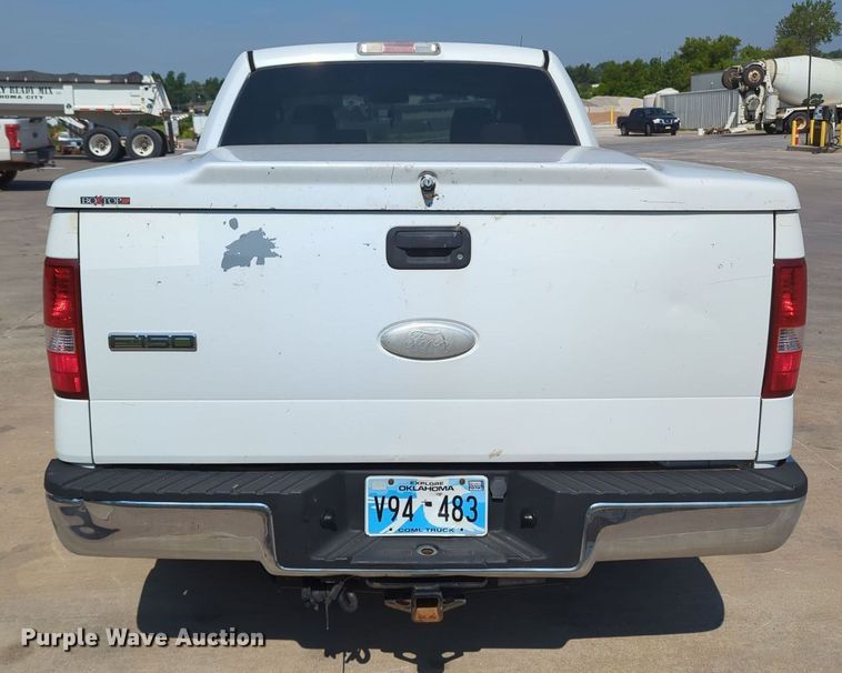 image for item MY9388 2006 Ford F150  SuperCrew pickup truck