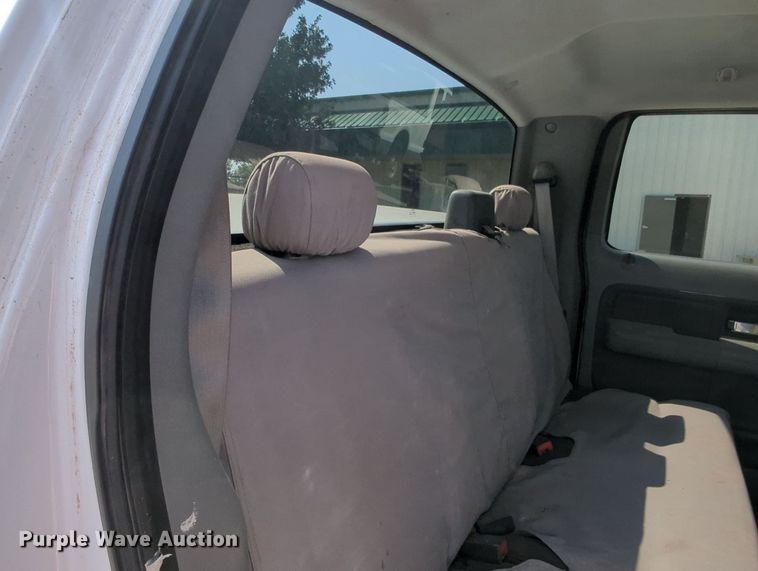 image for item MY9388 2006 Ford F150  SuperCrew pickup truck