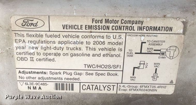 image for item MY9388 2006 Ford F150  SuperCrew pickup truck