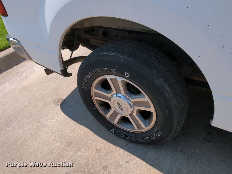 image for item MY9388 2006 Ford F150  SuperCrew pickup truck