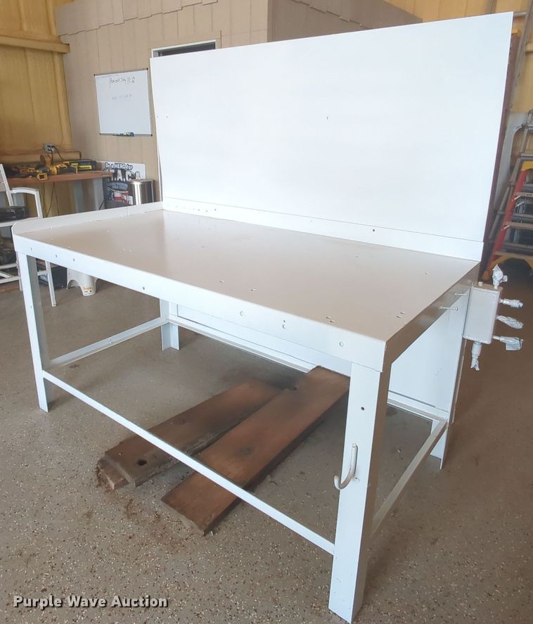 image for item MY9395 Work bench