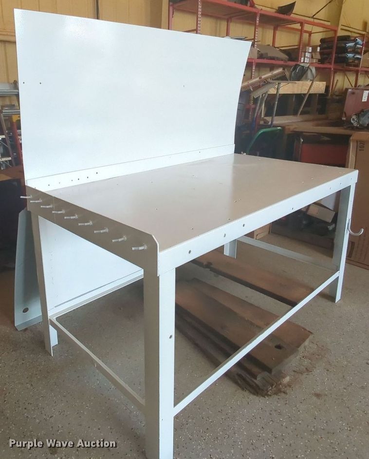 image for item MY9395 Work bench