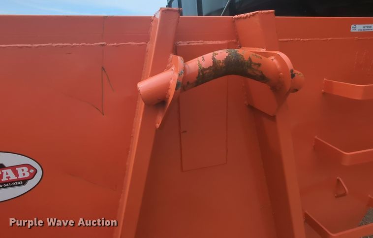 image for item MY9396 Neofab  roll-off dumpster