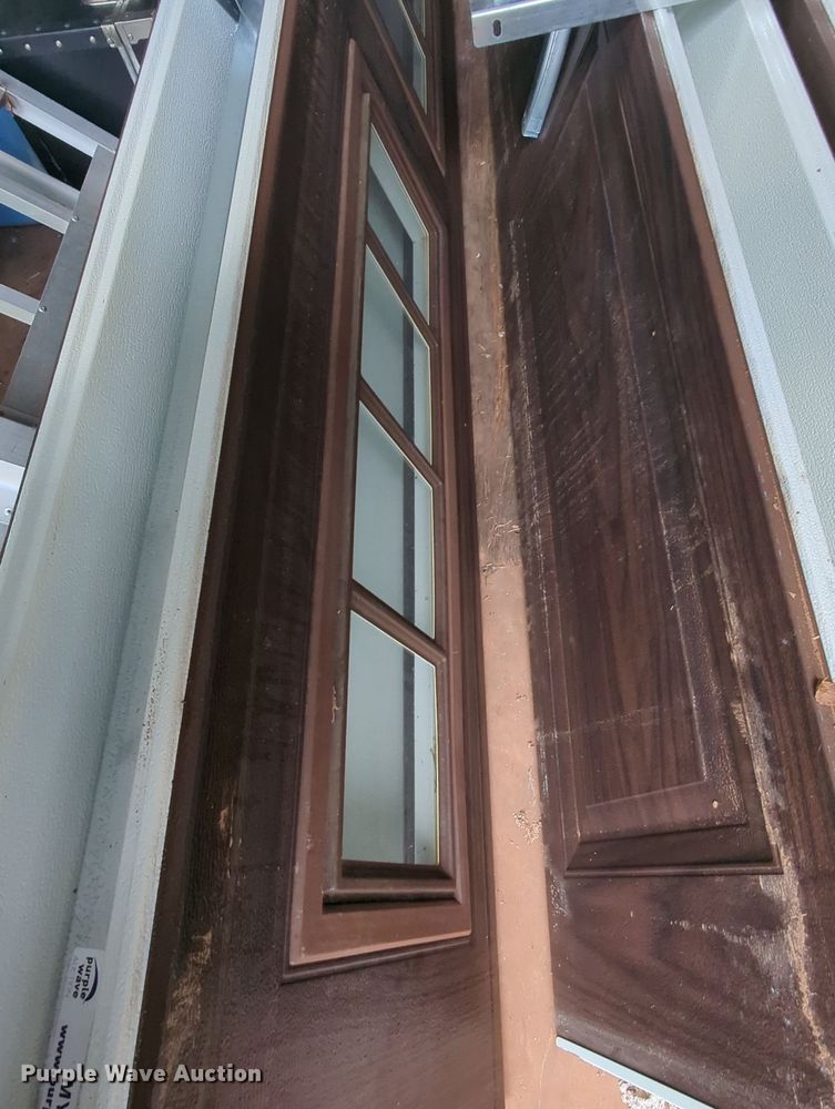 image for item MY9406 Garage door