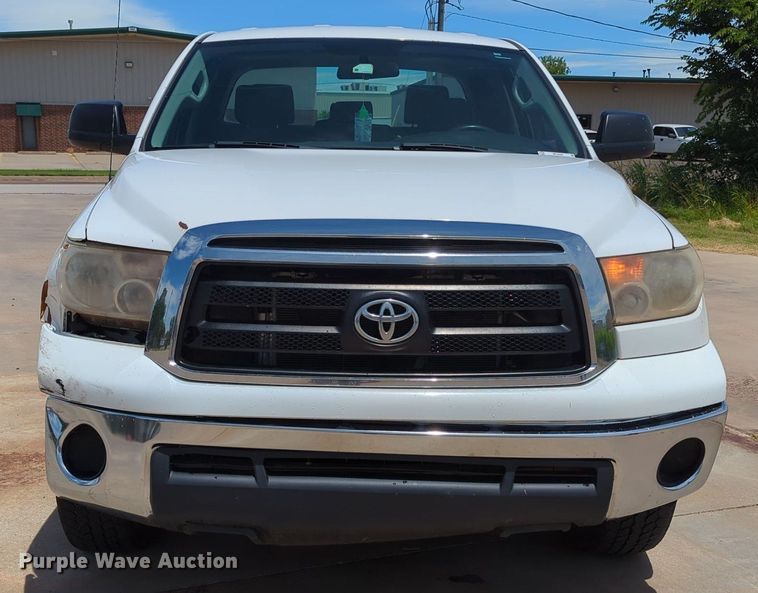 image for item MY9468 2013 Toyota Tundra  Double Cab pickup truck