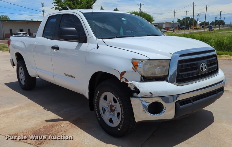 image for item MY9468 2013 Toyota Tundra  Double Cab pickup truck