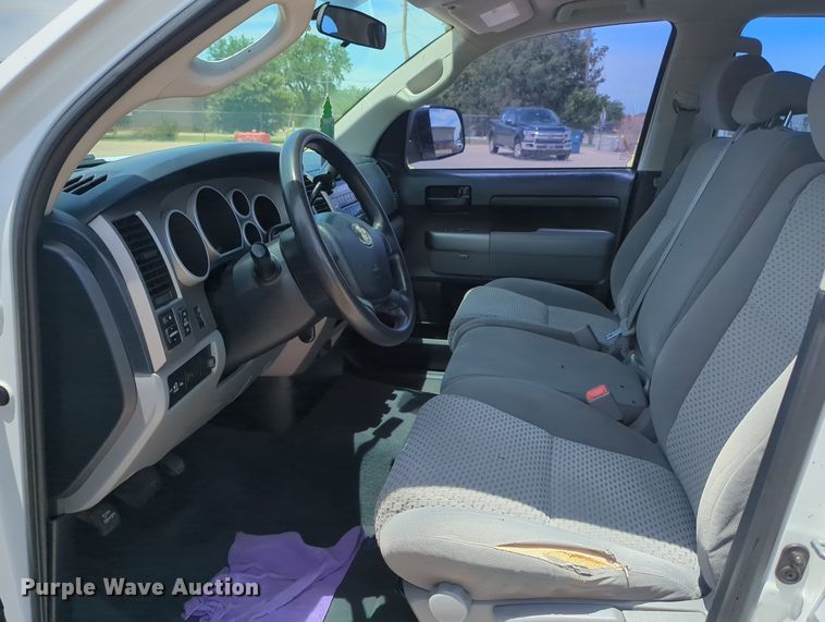 image for item MY9468 2013 Toyota Tundra  Double Cab pickup truck