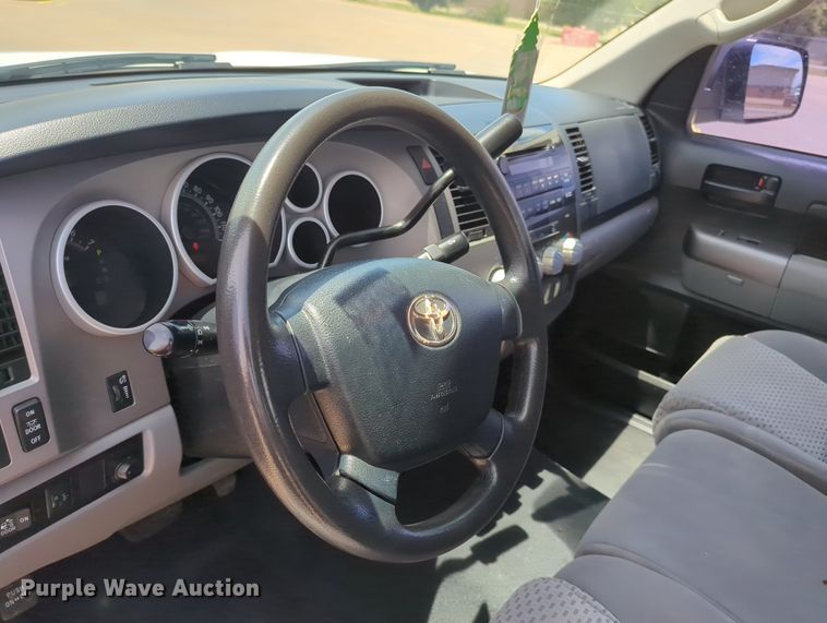 image for item MY9468 2013 Toyota Tundra  Double Cab pickup truck