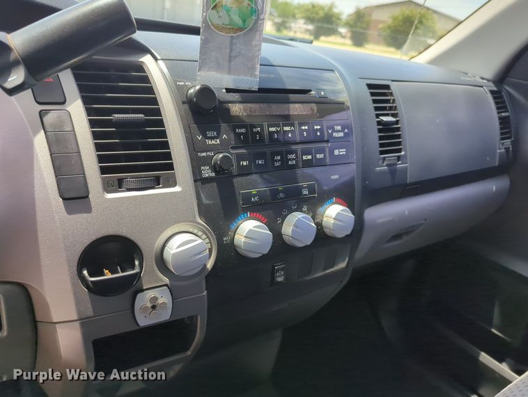 image for item MY9468 2013 Toyota Tundra  Double Cab pickup truck