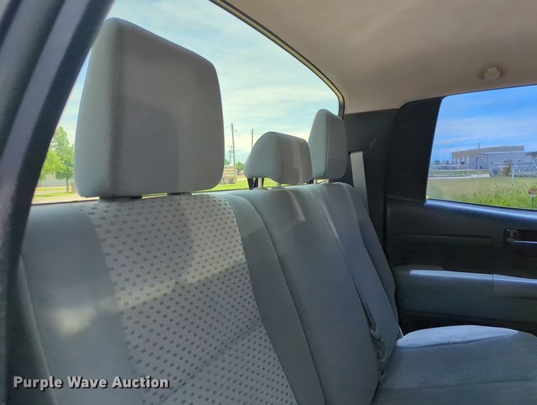 image for item MY9468 2013 Toyota Tundra  Double Cab pickup truck