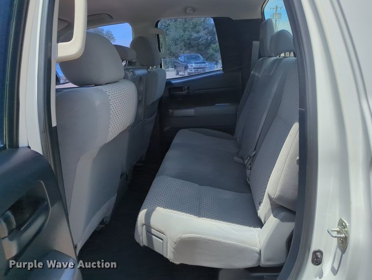 image for item MY9468 2013 Toyota Tundra  Double Cab pickup truck