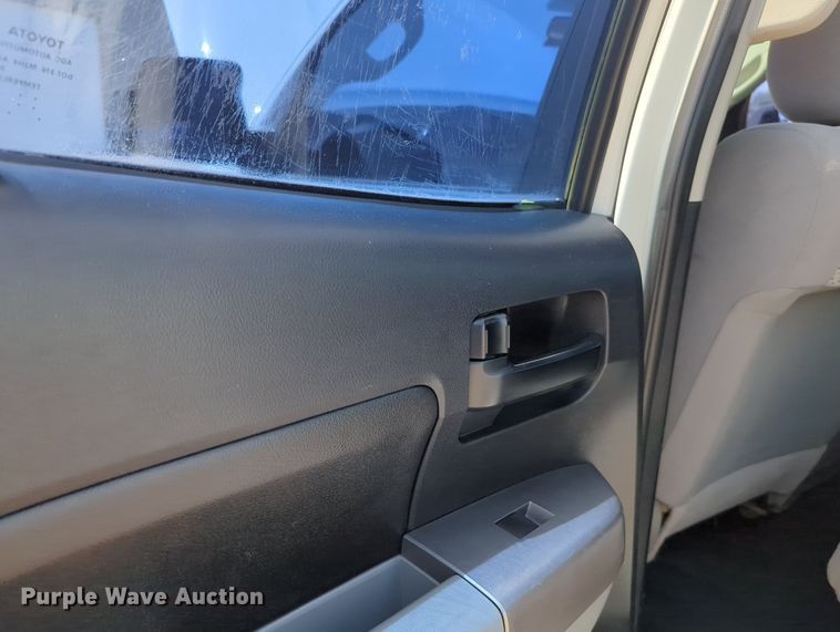 image for item MY9468 2013 Toyota Tundra  Double Cab pickup truck