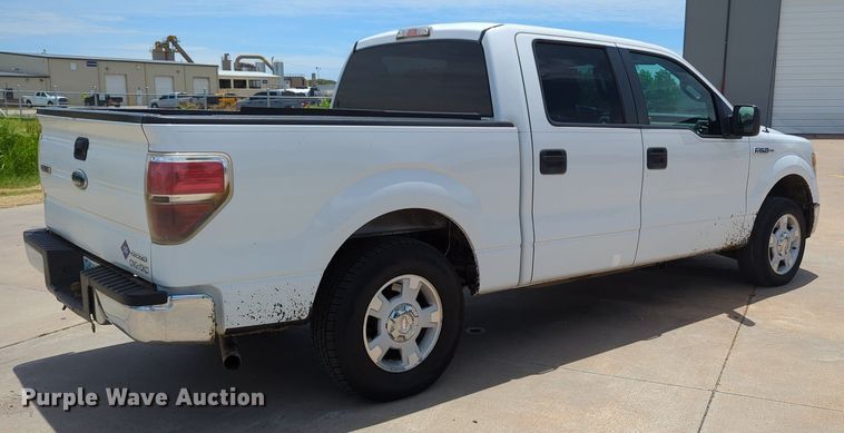 image for item MY9469 2011 Ford F150  SuperCrew pickup truck