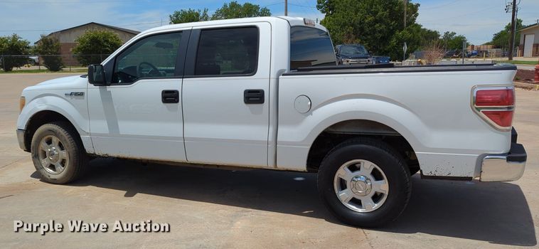 image for item MY9469 2011 Ford F150  SuperCrew pickup truck