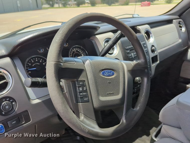 image for item MY9469 2011 Ford F150  SuperCrew pickup truck