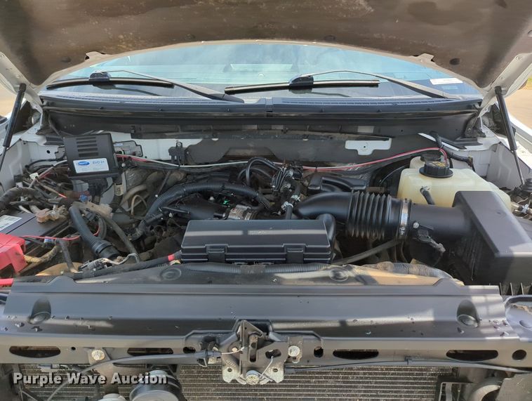 image for item MY9469 2011 Ford F150  SuperCrew pickup truck