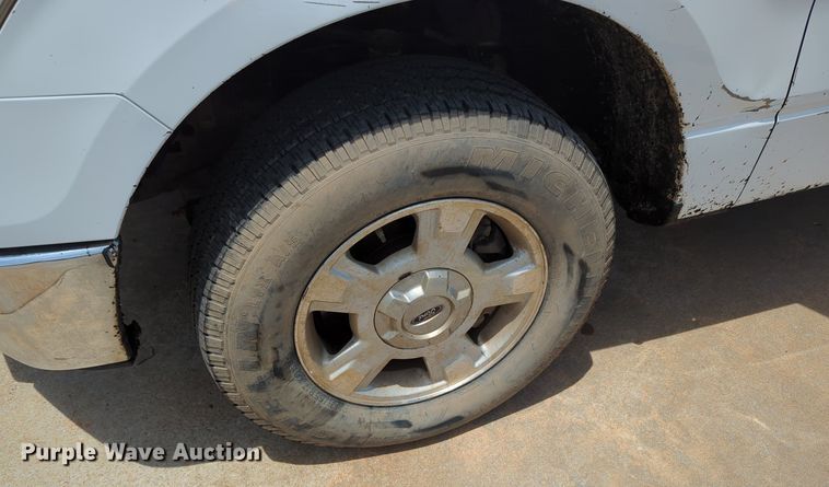 image for item MY9469 2011 Ford F150  SuperCrew pickup truck