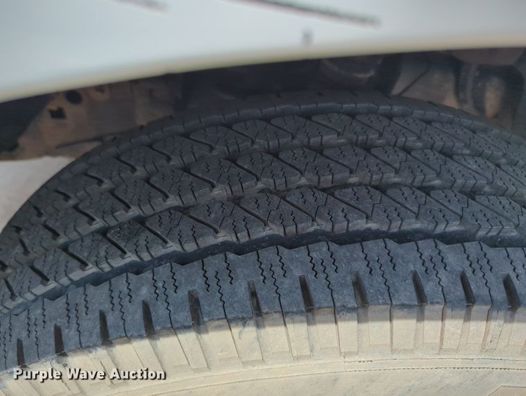 image for item MY9469 2011 Ford F150  SuperCrew pickup truck