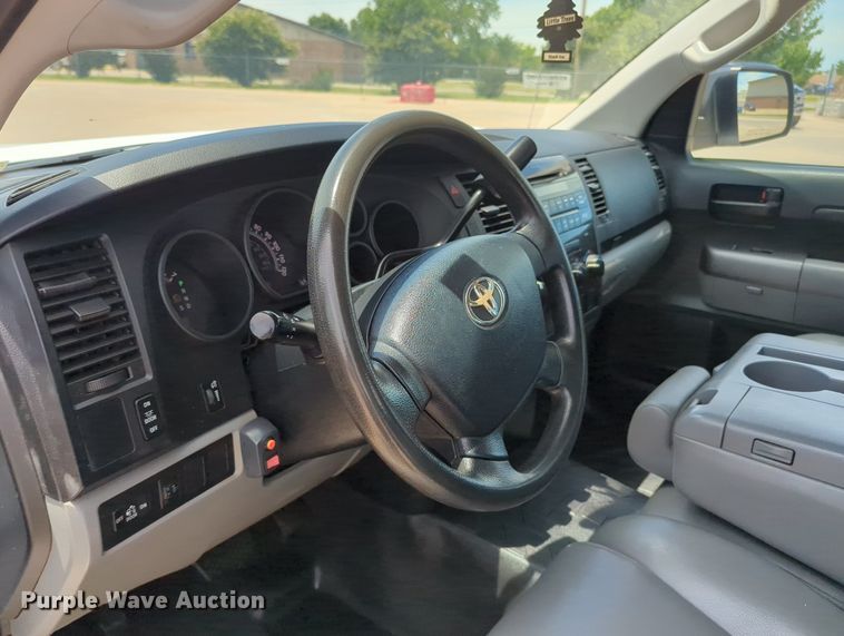 image for item MY9470 2011 Toyota Tundra  Double Cab pickup truck