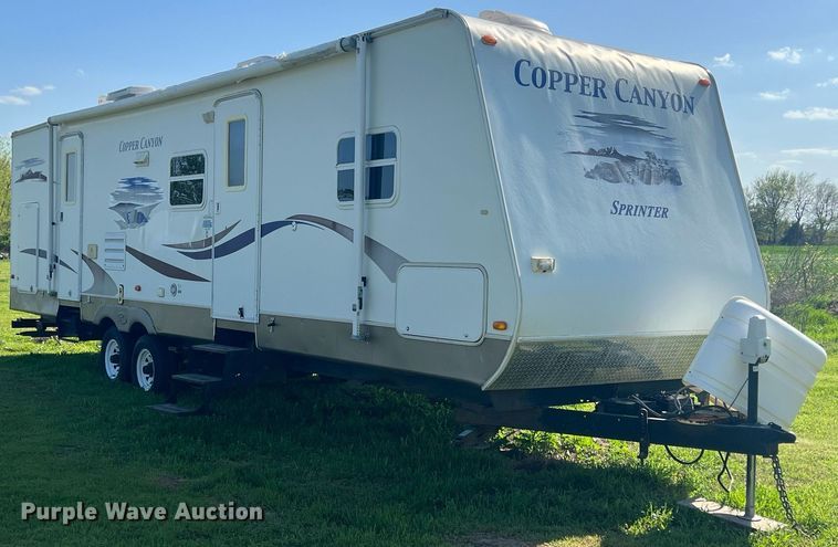 image for item MY9766 2006 Keystone Copper Canyon  camper