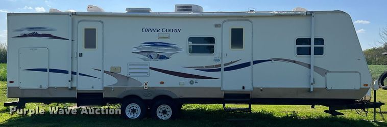 image for item MY9766 2006 Keystone Copper Canyon  camper