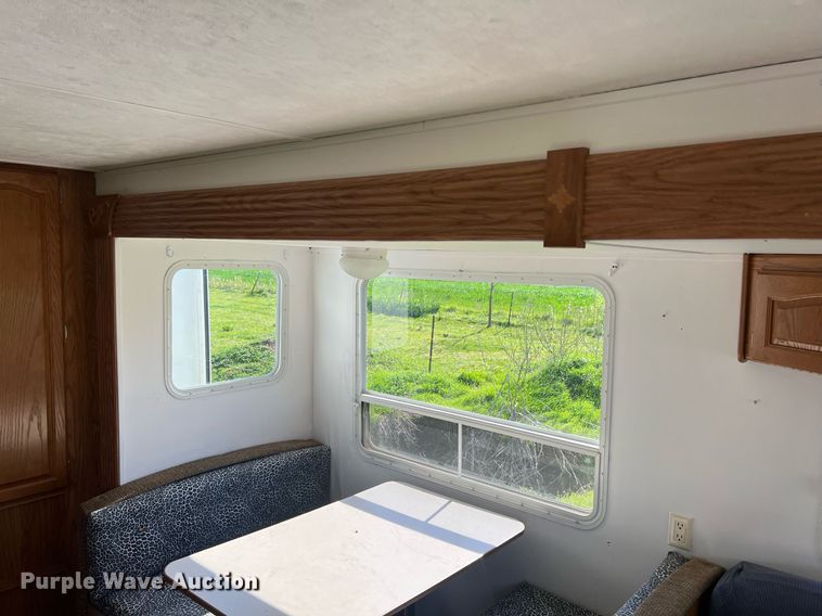 image for item MY9766 2006 Keystone Copper Canyon  camper