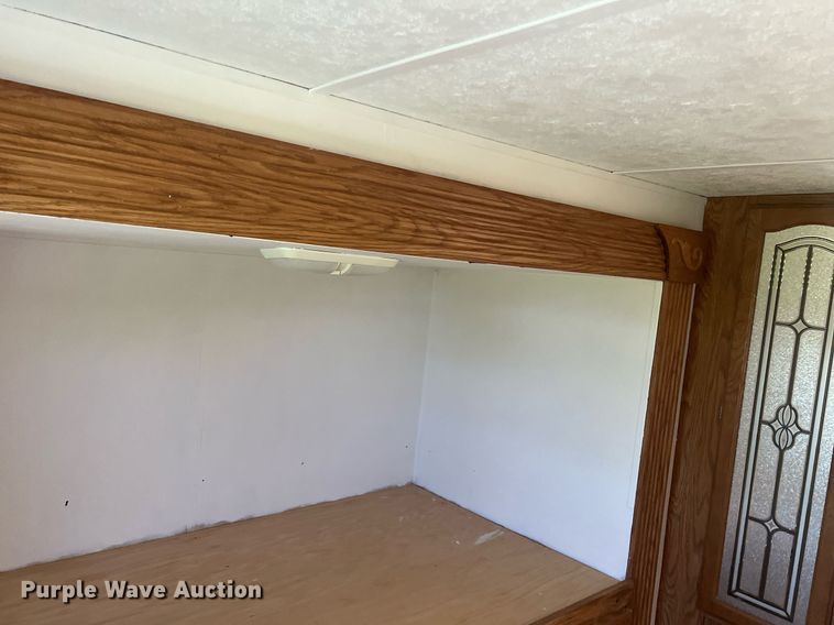 image for item MY9766 2006 Keystone Copper Canyon  camper